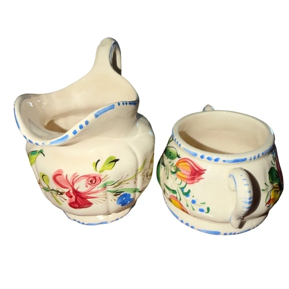 Italy Hand Painted Ceramic Creamer and Sugar Bowl Set‎ Cream Floral Set